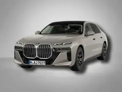 Gebraucht BMW 740 M Sport 286 PS (210 kW) 2025 Oxidgrau metallic (metallic) Limousine