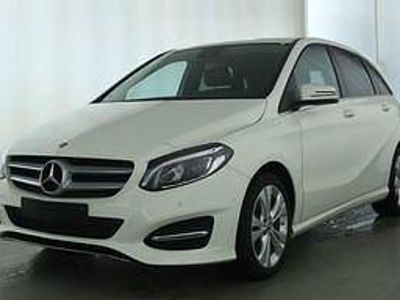 Gebraucht Mercedes B220 184 PS (135 kW) 2018 Weiß Van / Kleinbus