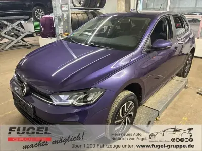 Gebraucht VW Polo 80 PS (58 kW) 2022 Violet Kleinwagen