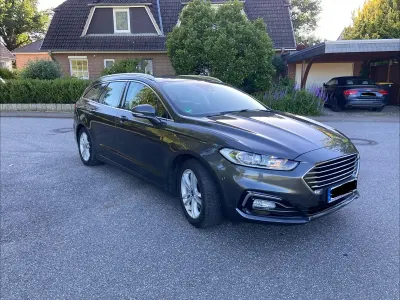 Gebraucht Ford Mondeo Titanium 165 PS (121 kW) 2019 Grau Kombi