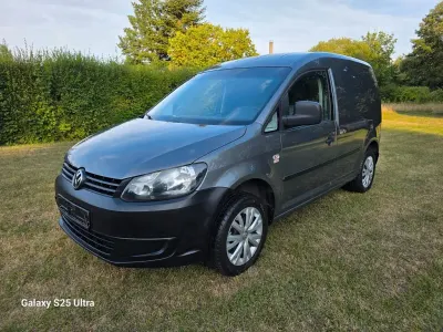 Gebraucht VW Caddy 102 PS (75 kW) 2013 Grau Van / Kleinbus