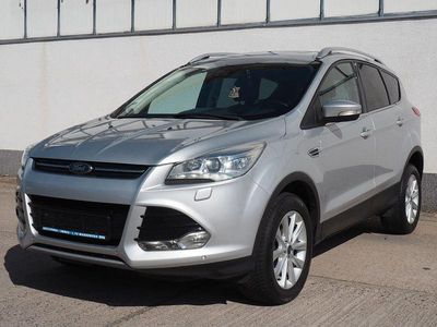 Second-hand Ford Kuga Titanium 179 CP (131 kW) 2016 Argintiu SUV