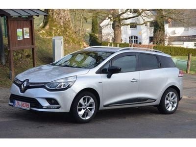 Silber (metallic) Gebraucht 2016 Renault Clio GrandTour LIMITED Kombi | 6.500 € (Guter Preis)