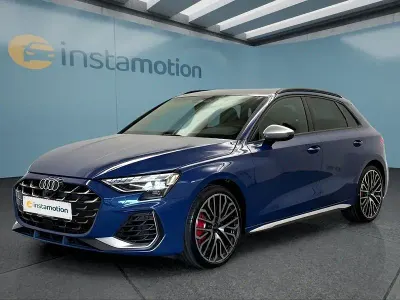 Gebraucht Audi S3 Sportback 333 PS (244 kW) 2025 Blau Kleinwagen
