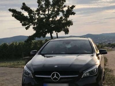 Gebraucht Mercedes CLA200 Classic 156 PS (114 kW) 2017 Schwarz Limousine