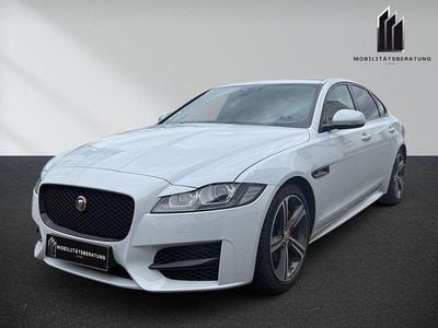 Gebraucht Jaguar XF Portfolio 179 PS (131 kW) 2016 Weiß Limousine