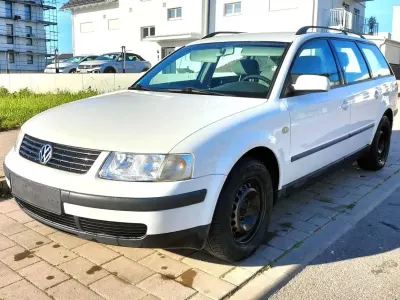 Gebraucht VW Passat 101 PS (74 kW) 2000 Weiß Kombi