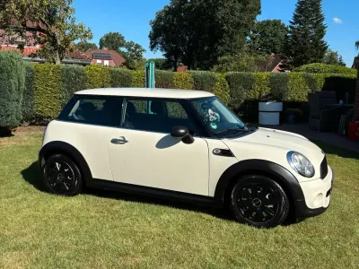 Gebraucht Mini Cooper 75 PS (55 kW) 2011 Beige Kleinwagen