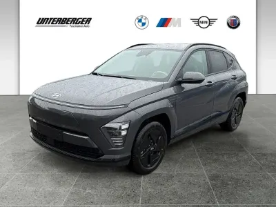 Neu Hyundai Kona Trend 99 kW (135 PS) 2026 Ecotronic grey SUV