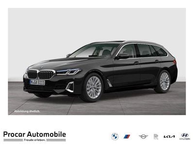 Schwarz Gebraucht 2023 BMW 540 Luxury Line Kombi | 49.890 € (Guter Preis)