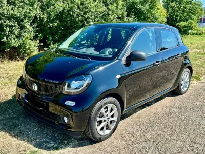Gebraucht Smart ForFour Electric Drive Passion 60 kW (82 PS) 2017 Schwarz Limousine