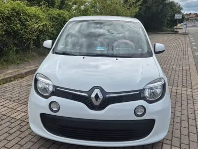 Gebraucht Renault Twingo Life 71 PS (52 kW) 2016 Weiß Kleinwagen