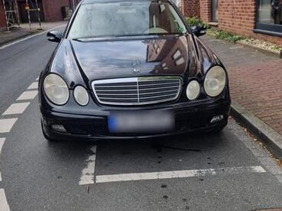 Mercedes E280