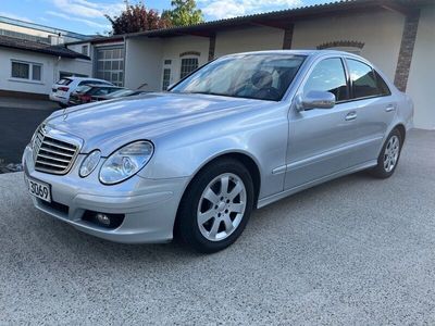 Mercedes E200