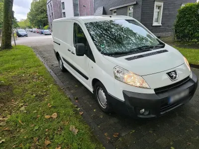 Gebraucht Peugeot Expert 120 PS (88 kW) 2011 Weiß Van