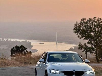Gebraucht BMW 320 M Sport 190 PS (139 kW) 2017 Weiß Limousine