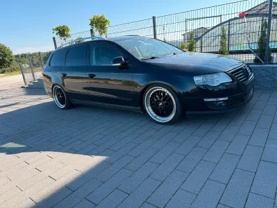 Gebraucht VW Passat 250 PS (183 kW) 2007 Schwarz Kombi