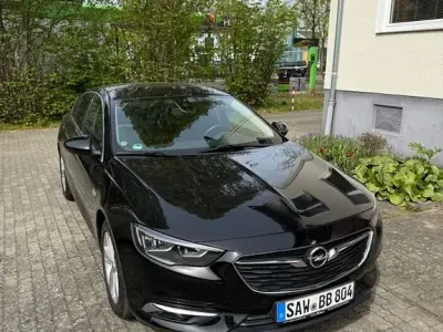 Occasion Opel Insignia Edition 140 ch (102 kW) 2017 Noir Berline