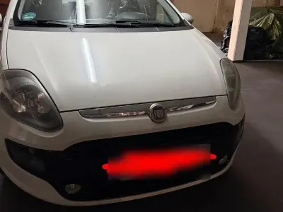 Gebraucht Fiat Punto Evo Active 69 PS (50 kW) 2011 Weiß Kleinwagen