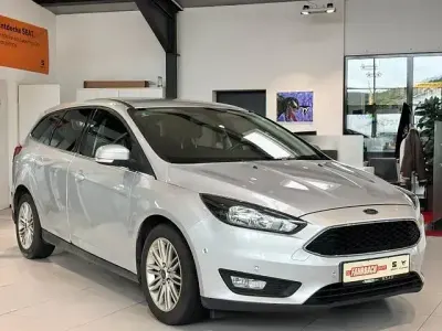 Gebraucht Ford Focus Cool & Connect 120 PS (88 kW) 2018 Silber Limousine