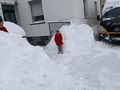 Gelb Gebraucht 2011 Mercedes Sprinter Van | 9.000 € (Guter Preis)