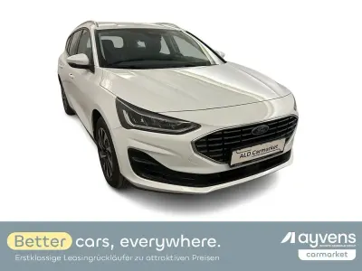 Gebraucht Ford Focus Titanium 125 PS (91 kW) 2023 Weiß Coupé