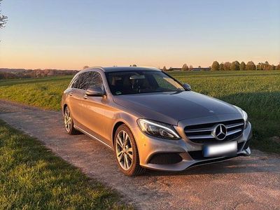 Gebraucht Mercedes C180 156 PS (114 kW) 2015 Grau Kombi