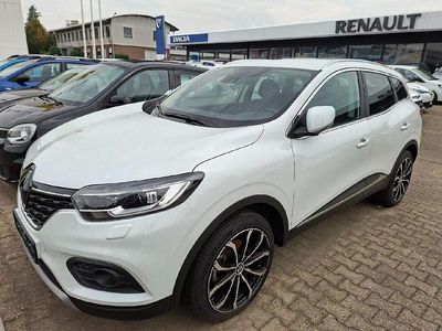 Gebraucht Renault Kadjar LIMITED 140 PS (102 kW) 2021 Weiss "nacre" SUV