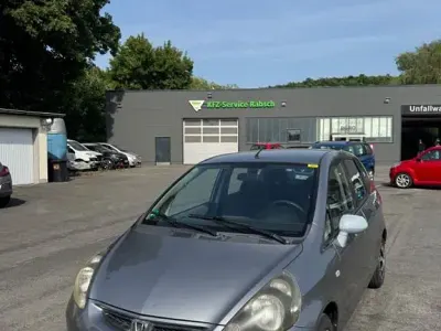 Gebraucht Honda Jazz LS 83 PS (61 kW) 2004 Silber Kleinwagen