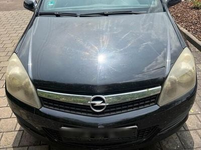 Opel Astra GTC
