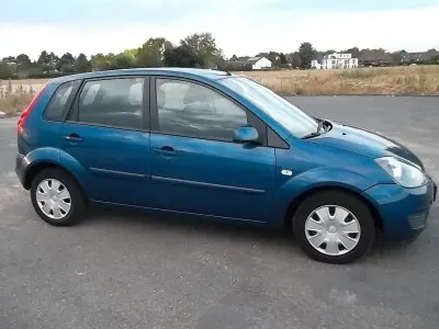 Gebraucht Ford Fiesta Style 69 PS (50 kW) 2007 Blau Kleinwagen
