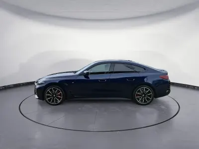 Neu BMW i4 Comfort Edition 250 kW (340 PS) 2026 Blau Limousine