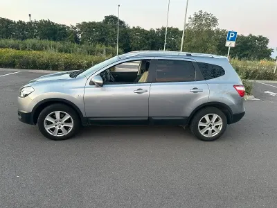 Gebraucht Nissan Qashqai +2 150 PS (110 kW) 2012 Schwarz SUV
