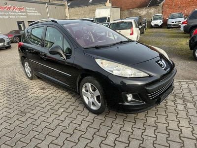 Gebraucht Peugeot 207 Premium 109 PS (80 kW) 2010 Schwarz Kombi