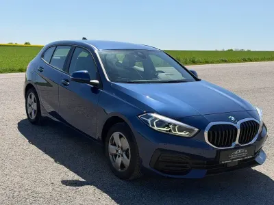Gebraucht BMW 118 Advantage 136 PS (100 kW) 2022 Phytonicblau metallic Kleinwagen
