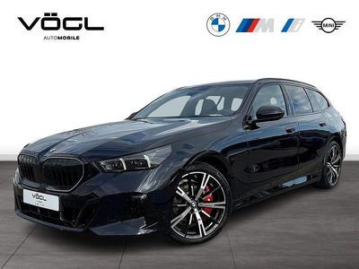 Neu BMW 540 Comfort Edition 286 PS (210 kW) 2025 M carbonschwarz metallic Kombi