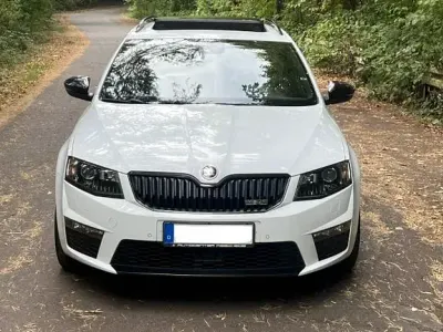 Gebraucht Skoda Octavia RS 184 PS (135 kW) 2015 Weiß Kombi
