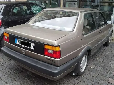 Brugt VW Jetta 69 HK (50 kW) 1989 Beige Sedan