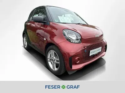 Używany Smart ForTwo Electric Drive 60 kW (82 KM) 2021 Czerwony Coupe