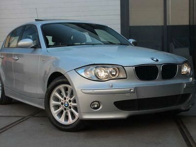 gebraucht BMW 120 i Lim./AUTOMATIK/EL.SCHIEBEDACH/KLIMAAUTO////