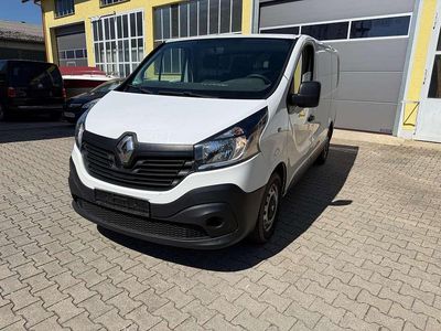 Second-hand Renault Trafic Komfort 120 CP (88 kW) 2018 Alb Monovolum