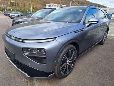 Neu XPENG G9 422 kW (575 PS) 2026 Grau SUV