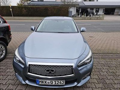 Gebraucht 2017 Infiniti Q50 Premium Limousine | 13.500 € (Teuer)