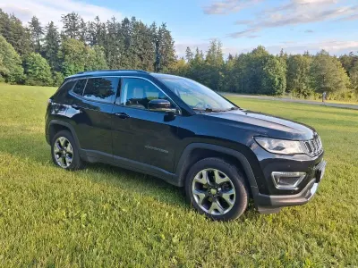 Gebraucht Jeep Compass Limited 140 PS (102 kW) 2020 Schwarz SUV