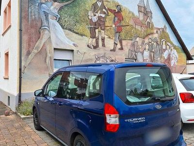 Blau Gebraucht 2014 Ford Tourneo Courier Van / Kleinbus | 7.000 € (Fairer Preis)