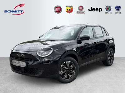 Neu Fiat 600 Business 101 PS (74 kW) 2026 Cinema schwarz SUV