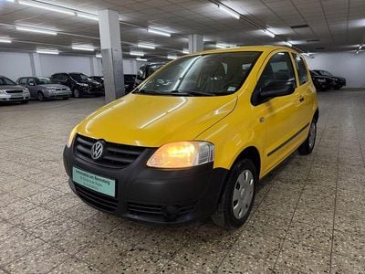 Gebraucht VW Fox 54 PS (39 kW) 2006 Gelb Kleinwagen