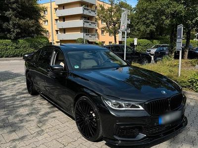 Second-hand BMW 740L M Sport 326 CP (239 kW) 2015 Negru Berlinǎ