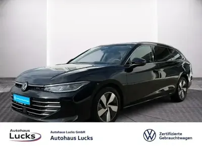Gebraucht VW Passat Elegance 150 PS (110 kW) 2025 Schwarz Kombi