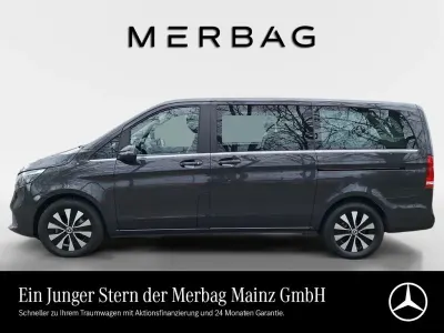 Używany Mercedes EQV300 Avantgarde 150 kW (204 KM) 2023 Szary Minivan